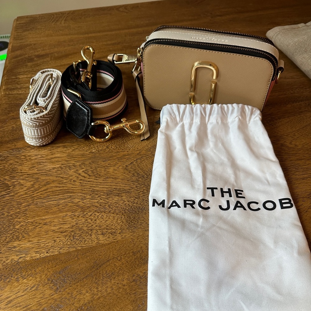 Marc Jacobs Snapshot